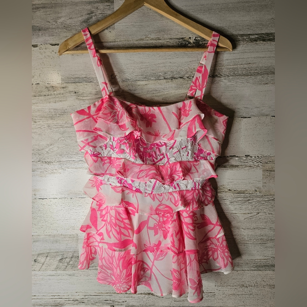 Lilly Pulitzer Olive Ruffle Pink Top in Resort White Caliente Size 4 Lace Frilly
